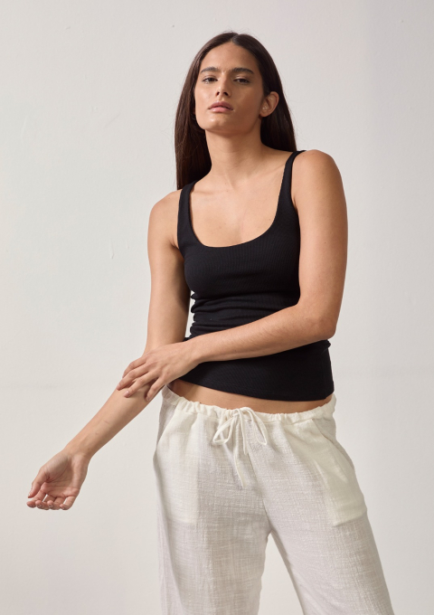 REGATA AMARILIS PRETO