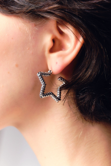 BRINCO ESTRELA PRATA TEXTURIZADA LB