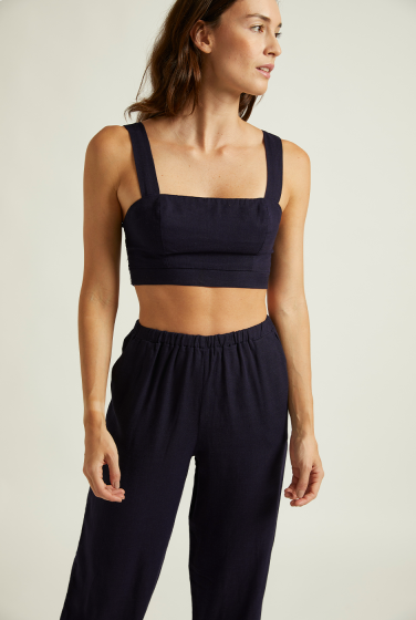 TOP RECORTE DECOTE RETO